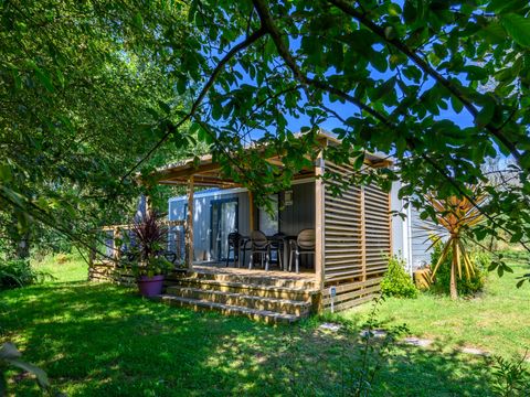 MOBILHOME 6 personnes - Premium 30m² (3 chambres) + terrasse 15m² + draps + serviettes + LV + TV 6 pers. MOBILHOME 6 personnes - Premium 30m² (3 chambres) + terrasse 15m² + draps + serviettes + LV + TV 6 pers.