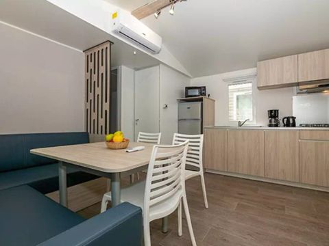 Mobilhome 6 personnes - Comfort | 3 Ch. | 6 Pers. | Terrasse surélevée | Clim.