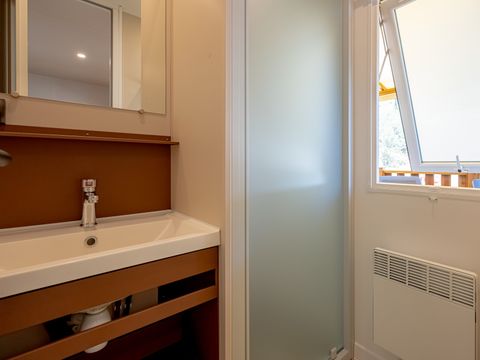 MOBILHOME 4 personnes - Mobil-home | Comfort | 2 Ch. | 4 Pers. | Terrasse surélevée | Clim.