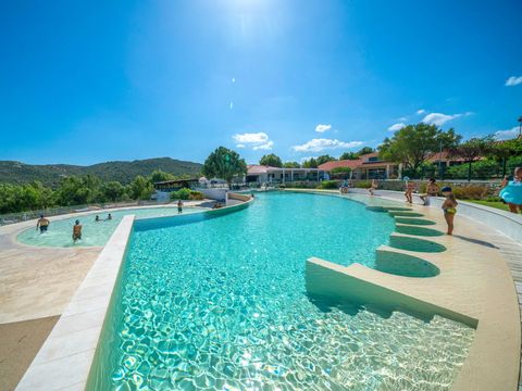 Camping Capo d'Orso - Camping Olbia-Tempio - Image N°2 Camping Capo d'Orso - Camping Olbia-Tempio - Image N°2