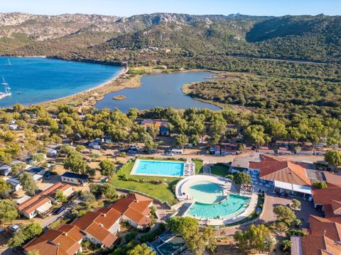 Camping Capo d'Orso - Camping Olbia-Tempio - Image N°4 Camping Capo d'Orso - Camping Olbia-Tempio - Image N°4
