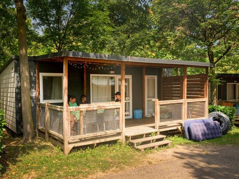 MOBILHOME 6 personnes - Comfort | 3 Chambres | Capacité 6 personnes | Terrasse semi couverte | 1 Salle de bain | Climatisation