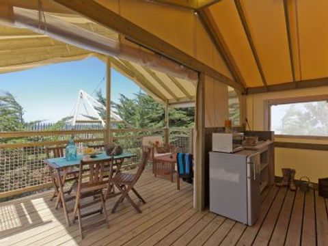 MOBILHOME 5 personnes - Lodge SAHARI 24m² - 2 chambres - terrasse 10m² (avec sanitaires)