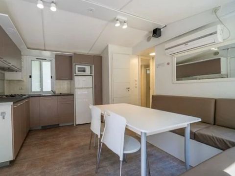 MOBILHOME 6 personnes - Comfort | 3 Ch. | 4/6 Pers. | Terrasse simple | Clim.