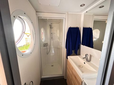 MOBILHOME 4 personnes - Comfort | 2 Ch. | 4 Pers. | Terrasse surélevée non couverte | Clim.