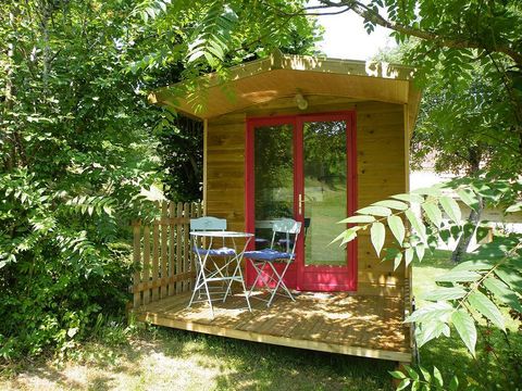 Hébergement 2 personnes - Roulotte de charme La Mésange
