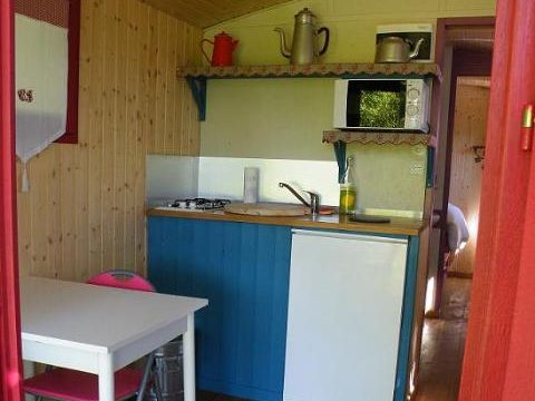 HÉBERGEMENT INSOLITE 2 personnes - Roulotte de charme La Mésange