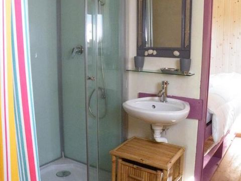 Hébergement 2 personnes - Roulotte de charme La Mésange