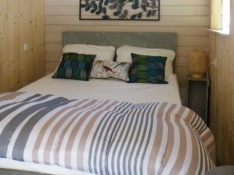 BUNGALOW 2 personnes - Cabane Roulotte 10 m² avec terrasse