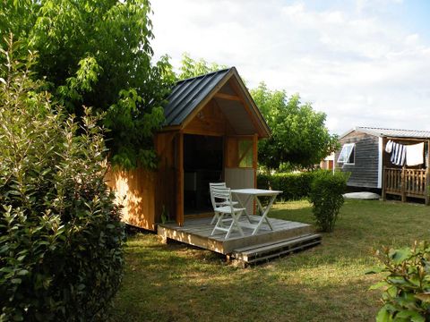 BUNGALOW 2 personnes - Cabane Roulotte 10 m² avec terrasse