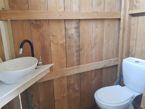 MOBILHOME 5 personnes - estival avec sanitaire