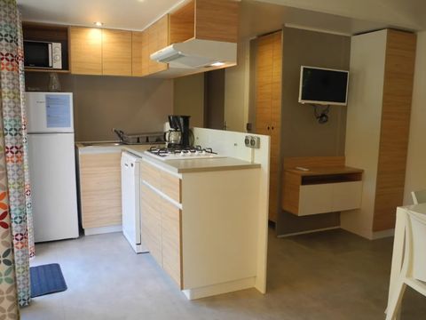 MOBILHOME 6 personnes - SUPER PREMIUM 3 CH / 2 SDE - CLIMATISE