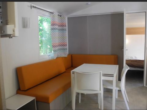 MOBILHOME 6 personnes - SUPER PREMIUM 3 CH / 2 SDE - CLIMATISE
