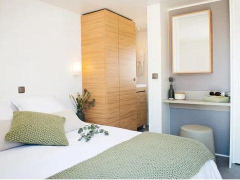 MOBILHOME 4 personnes - SUPER PREMIUM 2 CH / 2 SDE - CLIMATISE
