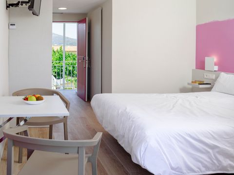 CHAMBRE 2 personnes - Chambre Double Kitchenette 1/2 pers