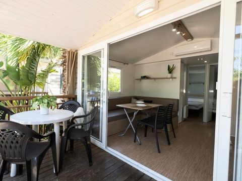 BUNGALOW 5 personnes - Bungalow 3 Pièces 4/5 Personnes Climatisé + TV (4 adultes + 1 bébé - 2 ans)