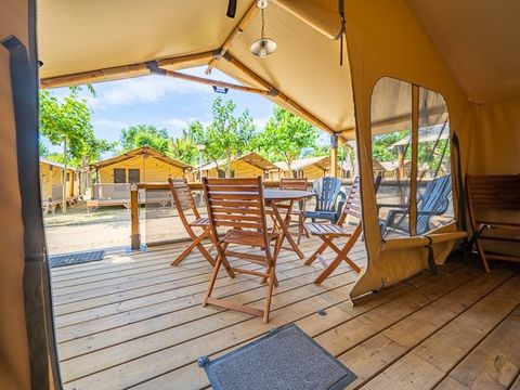Tente en toile et en bois 5 personnes - Super Lodge | 2 Ch. | 4/5 Pers. | Sans SDB