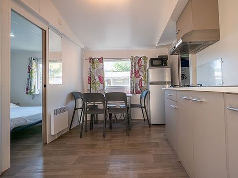 MOBILHOME 4 personnes - Comfort | 2 Ch. | 4 Pers. | Terrasse surélevée | Clim.