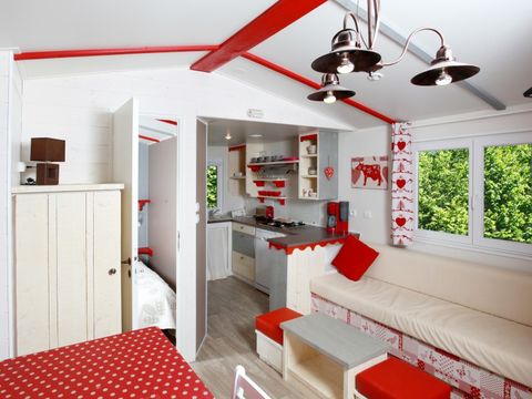 MOBILHOME 5 personnes - Cabane du Jura 35 m² - climatisé 5 pers