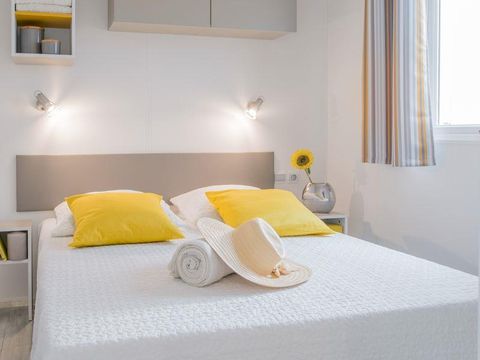 MOBILHOME 7 personnes - Family XL 40 m² - climatisé 6/7 pers