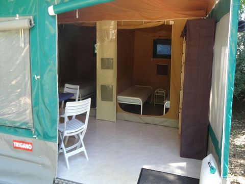 BUNGALOW TOILÉ 4 personnes - Sans sanitaires
