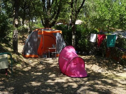 Emplacement - tente / caravane ou camping-car