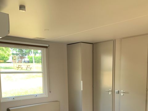 MOBILHOME 4 personnes - New Loggia 32m² Clim TV