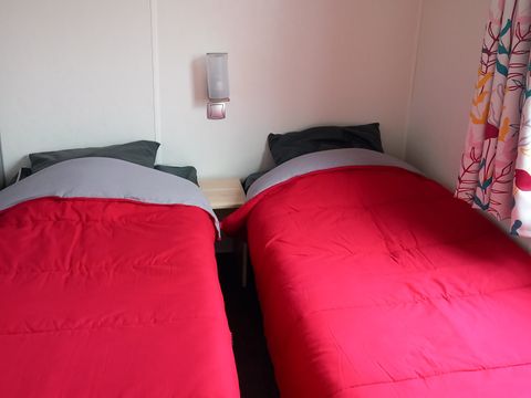 MOBILHOME 4 personnes - Privilège 2 ch. - Terrasse couverte - 30 m2