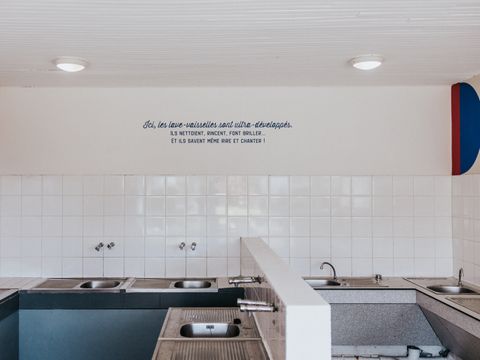 Emplacement - Emplacement Grand Large pieds dans l'eau