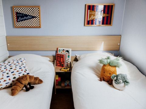MOBILHOME 4 personnes - Supérieur côté mer