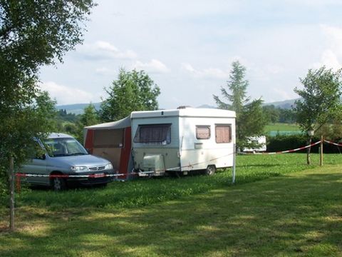 CARAVANE 2 personnes - avec auvent sans sanitaires