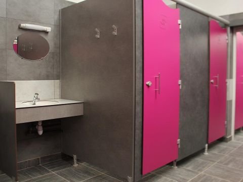 BUNGALOW 4 personnes - POD + chalet cuisine sans sanitaires (Animaux interdits) 2 adultes + 2 enfants