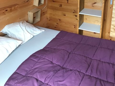 BUNGALOW 4 personnes - POD + chalet cuisine sans sanitaires (Animaux interdits) 2 adultes + 2 enfants