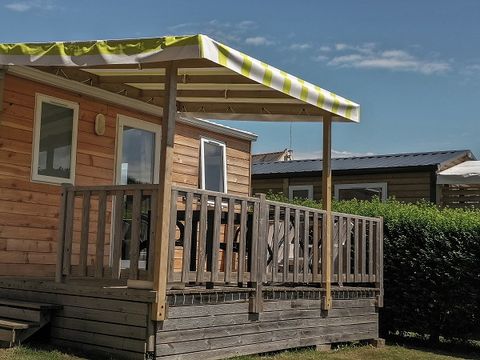 MOBILHOME 2 personnes - STANDARD 20m² - sous les pins 