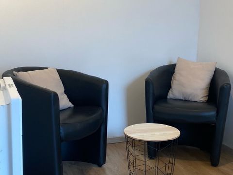 CHALET 2 personnes - 16m² - 1 chambre (sans douche)