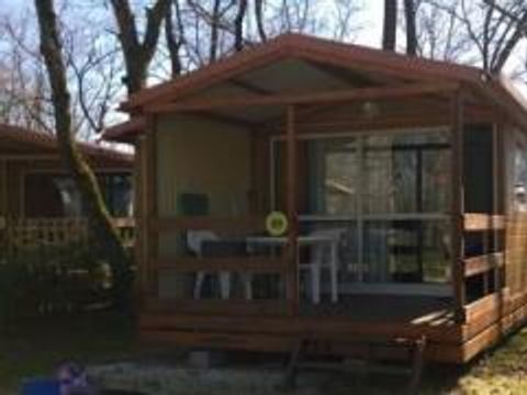 MOBILHOME 5 personnes - 08 Cottage Rêve 25m², Terrasse couverte, Télévision 1/5 pers