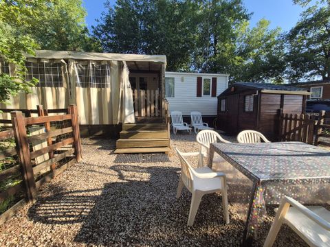 MOBILHOME 6 personnes - 54 Résidence le lys 40m2 (2 salle de bains) +clim + LAVE VAISSELLE+TERRASSE COUVERTE 1/6 pers