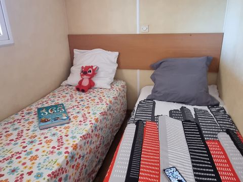 MOBILHOME 6 personnes - 20 Résidence La Futaie 32m2 Terrasse Couverte , 3 chambres, lave vaisselle + Télévision 1/6 pers