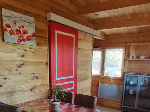 CHALET 4 personnes - 78 Chalet Les Coquelicots 30m² + Terrasse couverte +Télévision 1/4 pers