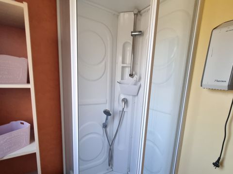 MOBILHOME 4 personnes - 23 Résidence les tilleuls 32 m2 Terrasse Couverte 1/4 pers