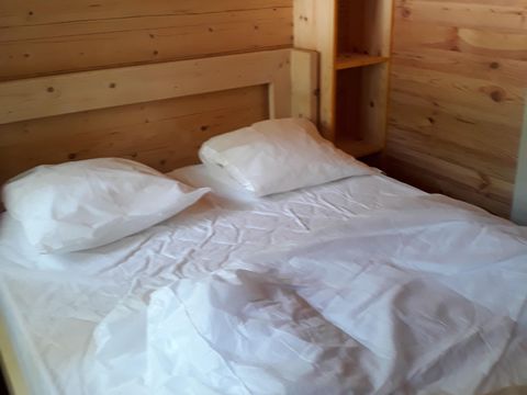 CHALET 5 personnes - CHALET 40m2 Pétales d'or TERRASSE COUVERTE + TELEVISON +LAVE VAISSELLE