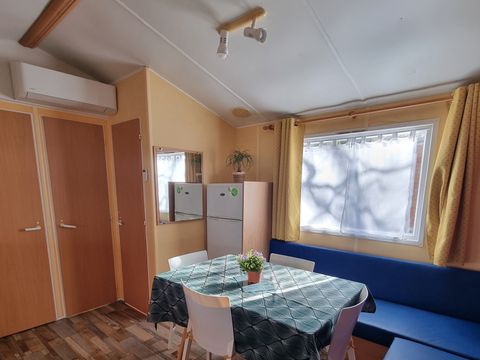 MOBILHOME 6 personnes - 66 Résidence Des Bois 32m2, climatisation + Télevision + lave vaisselle + Terrasse couverte 1/6 pers
