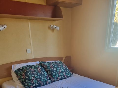 MOBILHOME 6 personnes - 07 Résidence La Garenne, 32m2, 3chambres, clim + Terrasse Couverte + télévision + Lave-vaisselle 1/6 pers