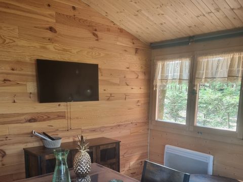 CHALET 2 personnes - 72 La Cabane En tête à tête 35M2 2 Pers Suite parentale + Terrasse couverte + Télé 2 pers