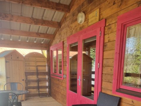 CHALET 2 personnes - 72 La Cabane En tête à tête 35M2 2 Pers Suite parentale + Terrasse couverte + Télé 2 pers