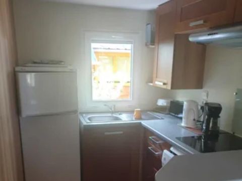 MOBILHOME 4 personnes - 05 Résidence le framboisier 32M2, Terrasse Couverte, Télevision + Lave Vaisselle 1/4 pers
