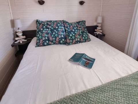 MOBILHOME 4 personnes - 29 Résidence Quiètude 35 m2, Terrasse couverte, Lave-vaisselle + Télévision