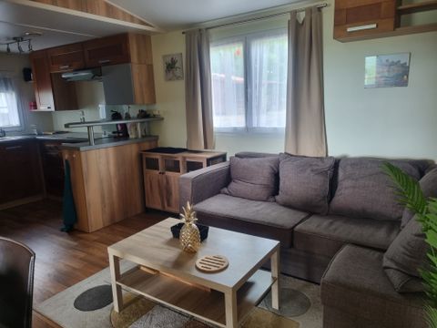 MOBILHOME 4 personnes - 30 residence le lavandier 32M2, Terrasse Couverte, Télevision + Lave Vaisselle+ climatisation