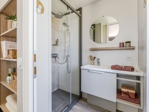 MOBILHOME 6 personnes - Cottage Diamant 6 p 3 Ch 2 Sdb avec spa Premium