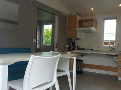 Mobilhome 4 personnes - Mobil home PMR Confort (2 chambres) adapté pour personnes à mobilité réduite